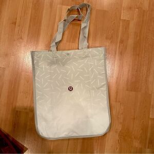 Last one! 1 Large Lululemon Reusable Shopping Gift Bag Totes Holiday Tote bag